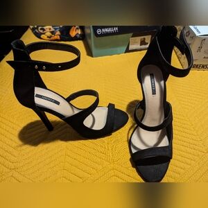 Women's black high heels